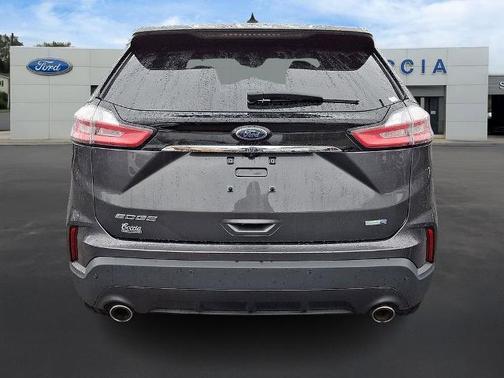 MAGNETIC METALLIC 2020 Ford Edge SE