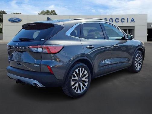 2020 Ford Escape TITANIUM