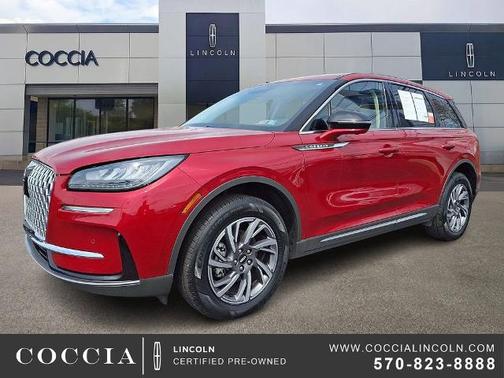 RED CARPET MET TC 2024 Lincoln Corsair PREMIERE