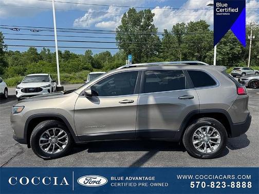 2019 Jeep Cherokee LATITUDE PLUS