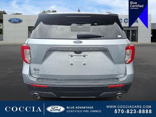 ICONIC SILVER METALLIC 2023 Ford Explorer XLT