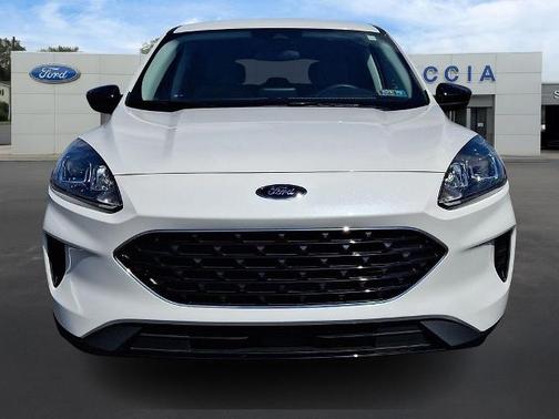 STAR WHITE METALLIC TRI-COA 2022 Ford Escape SE