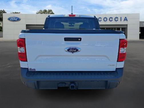 OXFORD WHITE 2023 Ford Maverick XLT