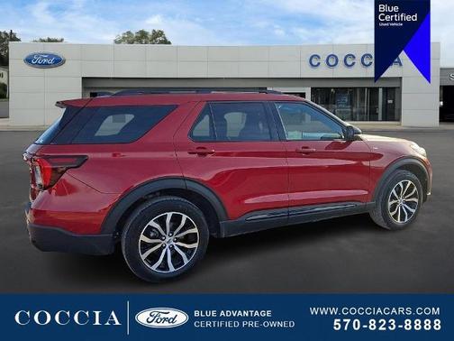 2025 Ford Explorer ST-LINE