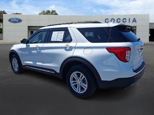 STAR WHITE MET TRI-COAT 2023 Ford Explorer XLT