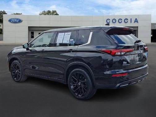 2023 Mitsubishi Outlander SEL