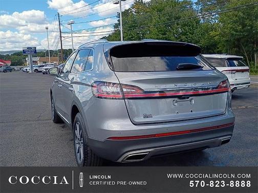 2022 Lincoln Nautilus STANDARD