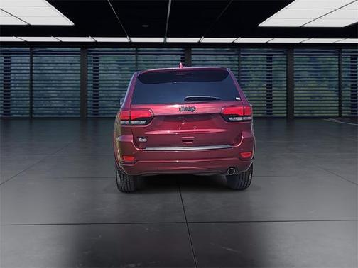 2020 Jeep Grand Cherokee LAREDO