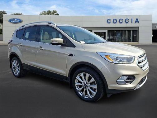 WHITE GOLD METALLIC 2018 Ford Escape TITANIUM
