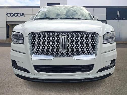 2023 Lincoln Navigator L RESERVE