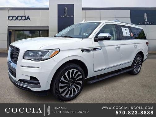 PRISTINE WHITE METALLIC 3C 2022 Lincoln Navigator BLACK LABEL