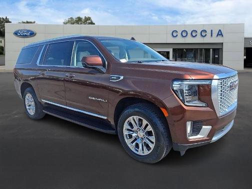 Redwood Metallic 2023 GMC Yukon XL DENALI