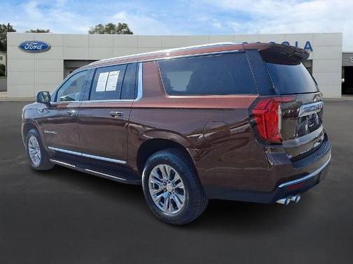 Redwood Metallic 2023 GMC Yukon XL DENALI