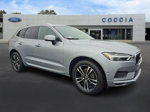 Electric Silver Metallic 2018 Volvo XC60 T5 MOMENTUM