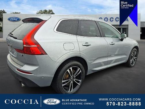 Electric Silver Metallic 2018 Volvo XC60 T5 MOMENTUM
