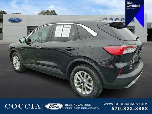 AGATE BLACK METALLIC 2020 Ford Escape SE
