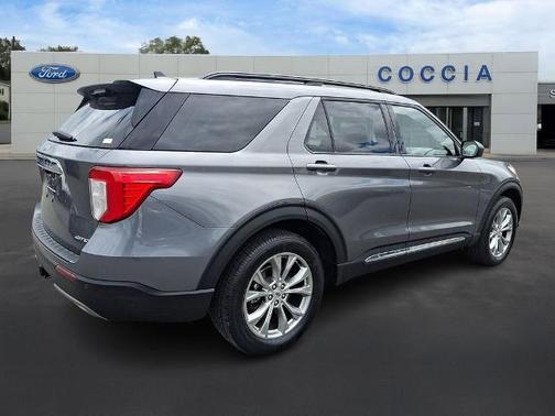 CARBONIZED GRAY METALLIC 2023 Ford Explorer XLT