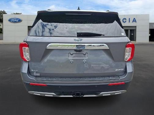 CARBONIZED GRAY METALLIC 2023 Ford Explorer XLT