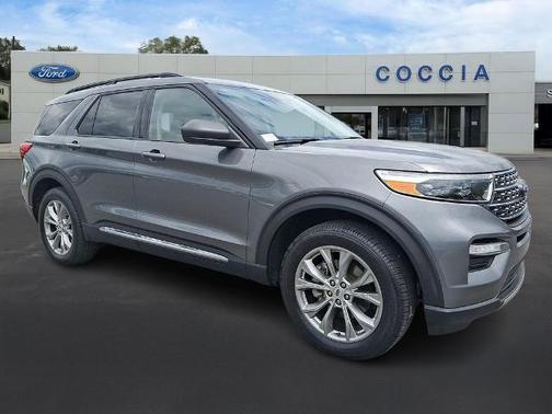 CARBONIZED GRAY METALLIC 2023 Ford Explorer XLT