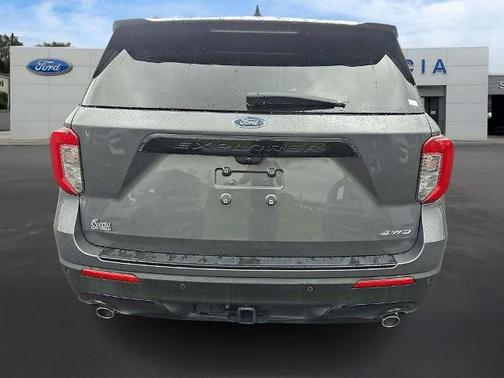 CARBONIZED GRAY METALLIC 2023 Ford Explorer ST-LINE