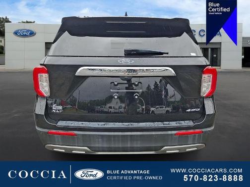 AGATE BLACK METALLIC 2023 Ford Explorer XLT