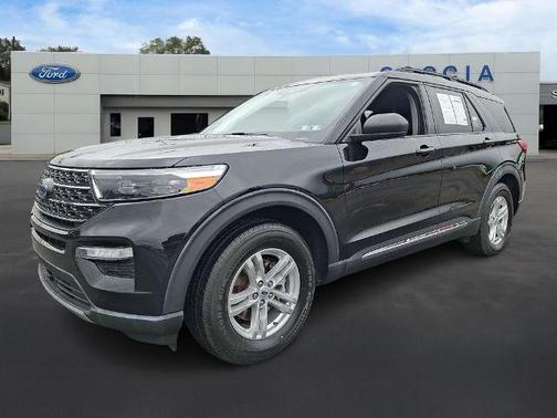 AGATE BLACK METALLIC 2023 Ford Explorer XLT