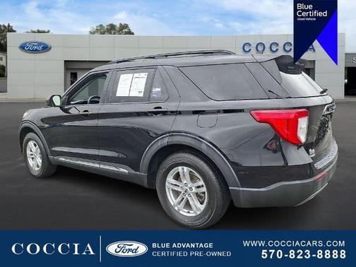 AGATE BLACK METALLIC 2023 Ford Explorer XLT