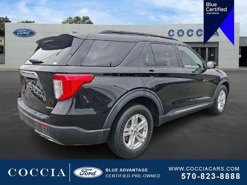AGATE BLACK METALLIC 2023 Ford Explorer XLT