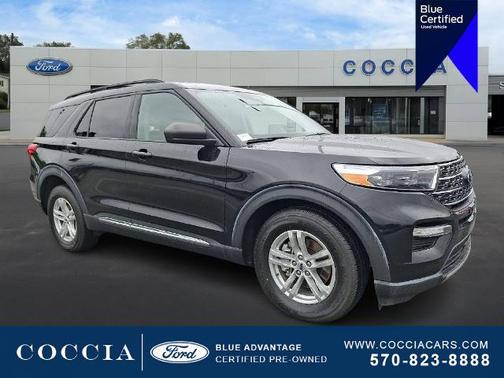 AGATE BLACK METALLIC 2023 Ford Explorer XLT