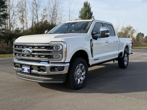 Star White 2027 Ford F-250 Platinum