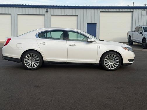 2014 Lincoln MKS Base