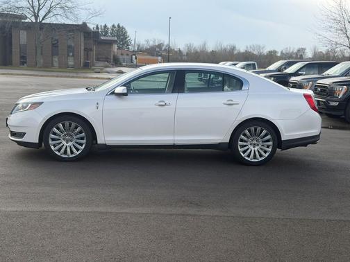 2014 Lincoln MKS Base