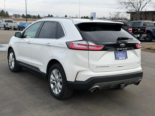 2021 Ford Edge Titanium