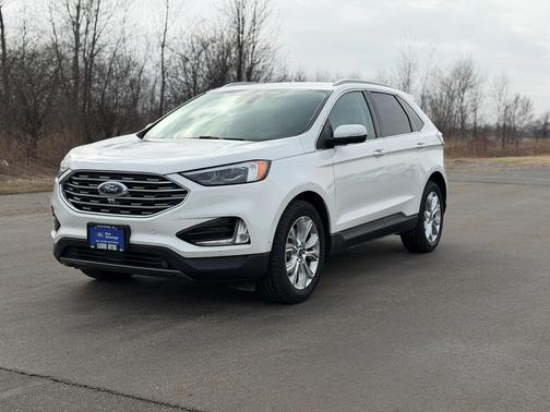 2021 Ford Edge Titanium