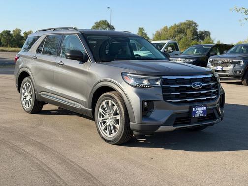 2025 Ford Explorer Active