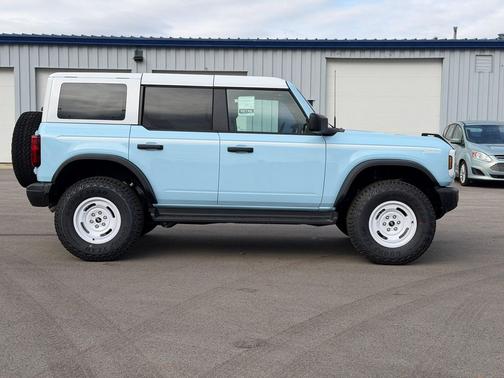 2025 Ford Bronco Heritage Edition