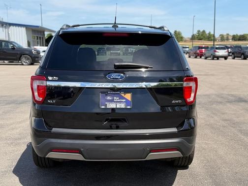 Agate Black Metallic 2019 Ford Explorer XLT