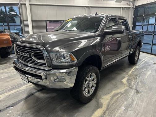 2017 RAM 2500 Limited Crew Cab 4x4 6'4' Box