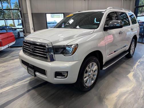 Blizzard Pearl 2018 Toyota Sequoia Platinum