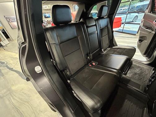 Granite Crystal Metallic Clearcoat 2017 Jeep Grand Cherokee Altitude