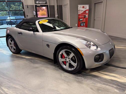 Cool (Liquid Silver Metallic) 2008 Pontiac Solstice GXP