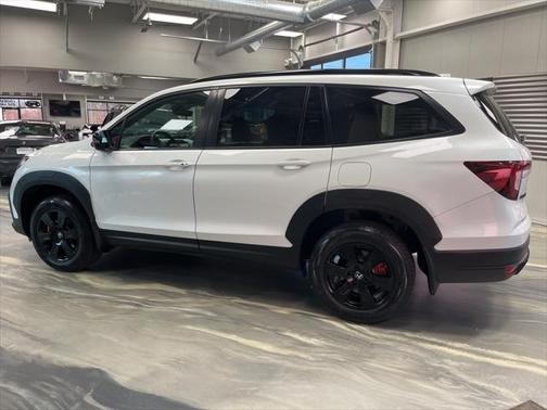 2022 Honda Pilot AWD TrailSport