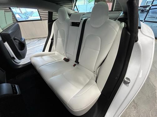Pearl White Multi-Coat 2021 Tesla Model 3 Long Range