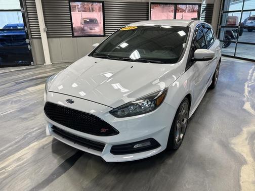 2018 Ford Focus ST ST