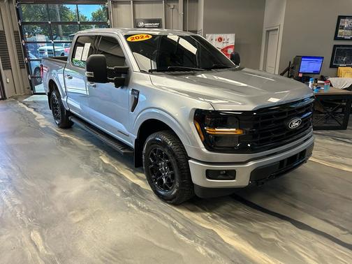 Iconic Silver Metallic 2024 Ford F-150 XLT