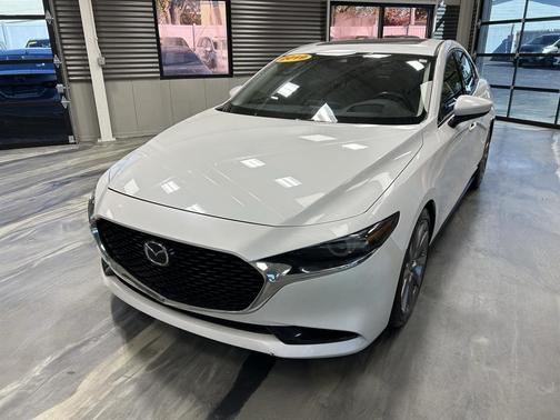 2019 Mazda Mazda3 FWD w/Premium Package