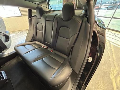 Solid Black 2018 Tesla Model 3 Long Range