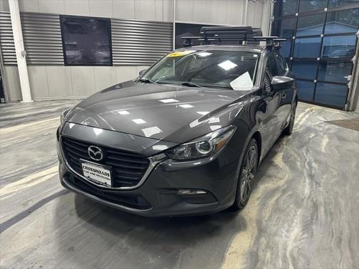 2018 Mazda Mazda3 Touring