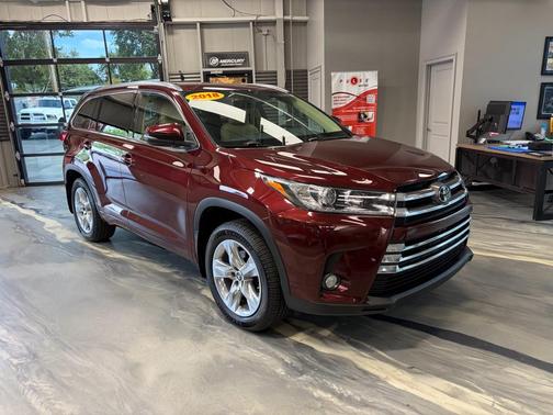 Ooh La La Rouge Mica 2018 Toyota Highlander Limited