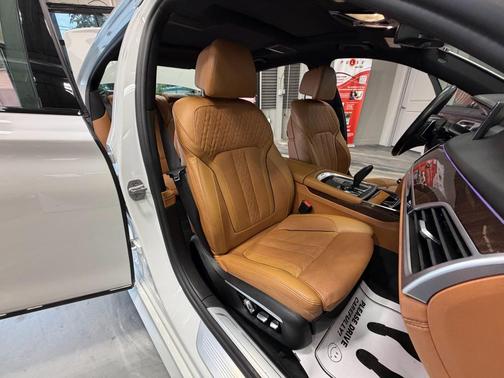 Mineral White Metallic 2017 BMW 750 i xDrive